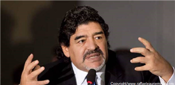 Scopri di più sull'articolo Galliani-Maradona, lo show e’ servito