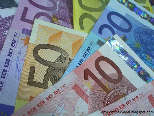 Scopri di più sull'articolo “Abschiedsprämien” sorgen wieder für Gesprächsstoff. Die fürstlichen Geld-Segen der Abgeordneten