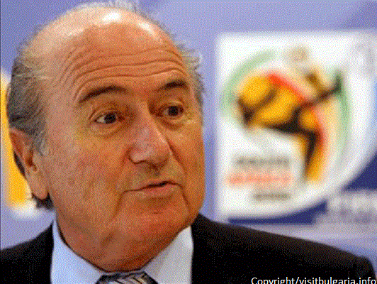 Scopri di più sull'articolo Blatter lo prende in giro e il Real Madrid si arrabbia: ecco il caso Cristiano Ronaldo