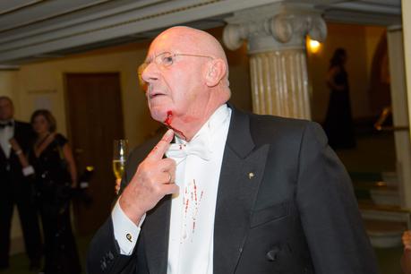 Scopri di più sull'articolo SCHLÄGEREI BEIM WIENER OPERNBALL