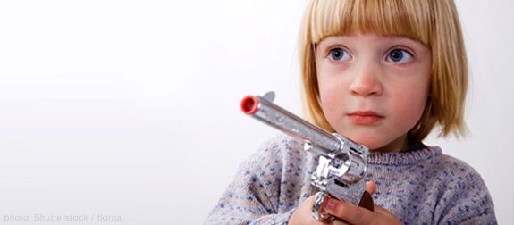 Scopri di più sull'articolo BIMBO ARRABBIATO SPARA ALLA BABYSITTER