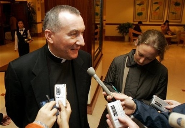 Scopri di più sull'articolo UCRAINA, MONS. PAROLIN: “AUSPICHIAMO IL DIALOGO”