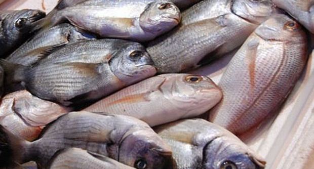 Scopri di più sull'articolo Malattia imbarazzante: donna puzza di pesce