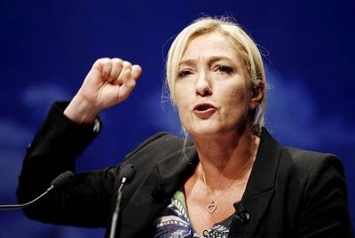 Scopri di più sull'articolo Marine Le Pen gibt Gründung einer Rechtsfraktion im EU-Parlament bekannt