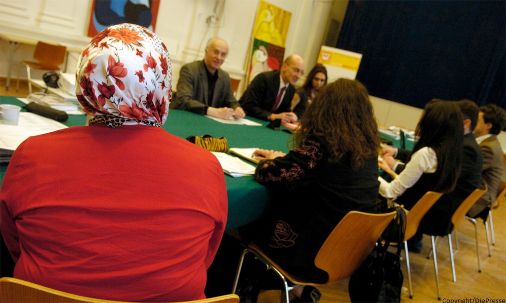 Mehr über den Artikel erfahren AHS-Direktoren für Türkisch als Fremdsprachen-Maturafach