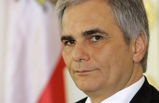 Scopri di più sull'articolo Bundeskanzler Werner Faymann im Interview „Euregio-Tagung“