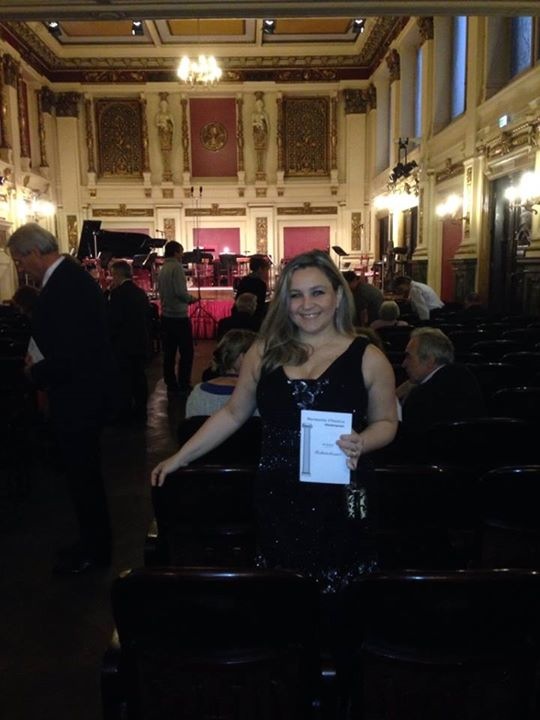 Scopri di più sull'articolo Paola Ariano e il suo intenso rapporto con la musica