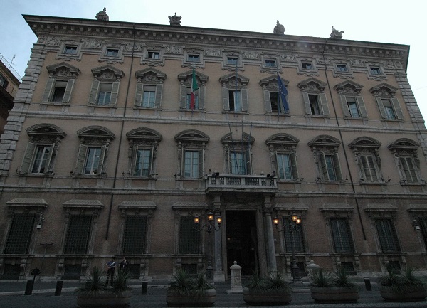 Scopri di più sull'articolo Riformata la scuola, ora anche la Pubblica amministrazione