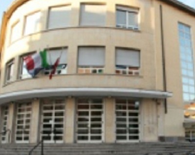 Scopri di più sull'articolo BOLZANO. IL POLO BIBLIOTECARIO NON TRADIRA’ LA MEMORIA STORICA DELL’EDIFICIO PASCOLI. PAROLA DI TOMMASINI