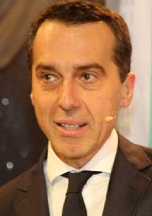 Mehr über den Artikel erfahren Vienna Migranti, Christian Kern smentisce il suo ministro degli Esteri Sebastian Kurz.