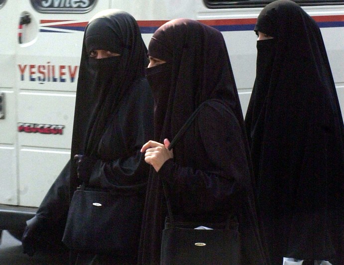 Scopri di più sull'articolo Germania. No al burqa