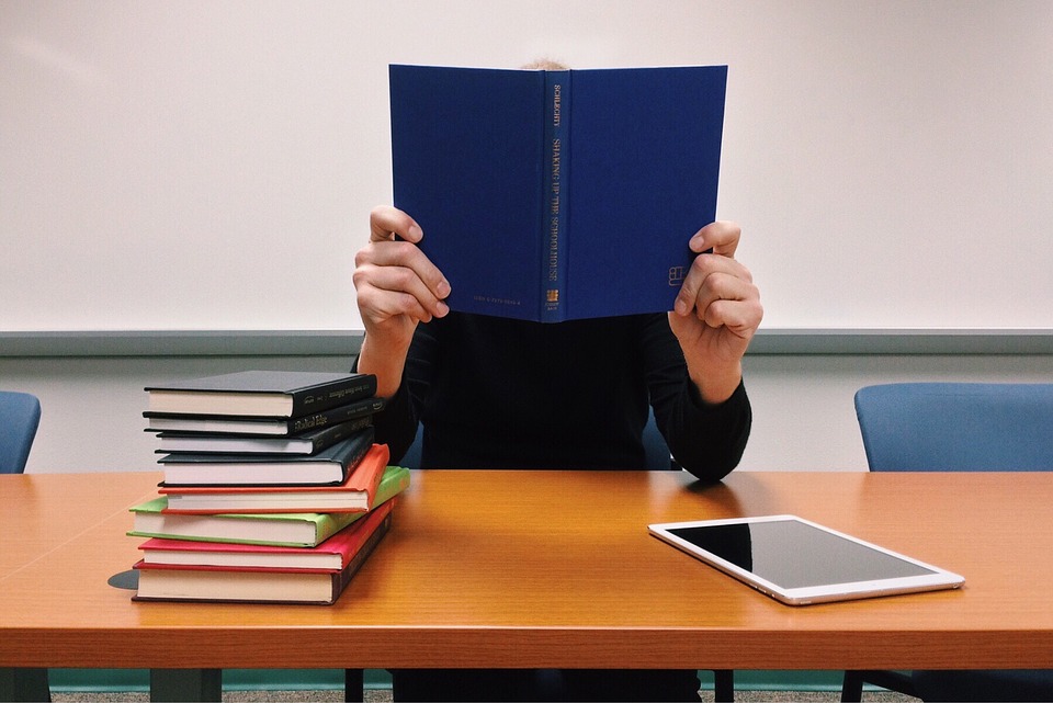 Scopri di più sull'articolo Scuola bilingue? Nein, nel nome di Magnago…