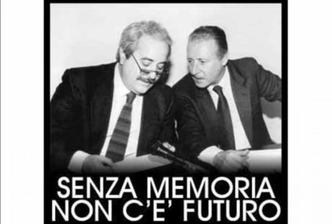 Mehr über den Artikel erfahren Bolzano. Il giudice Borsellino ricordato in due cerimonie. Alfano depone una corona di fiori