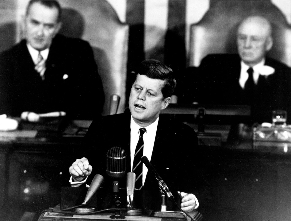 Scopri di più sull'articolo Sein Vermächtnis bleibt „100 Jahre JFK“