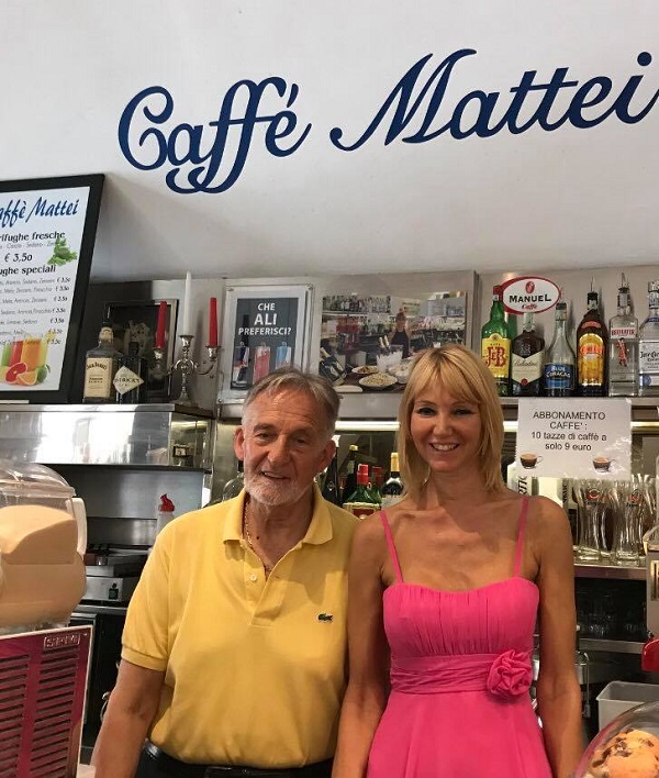 Scopri di più sull'articolo Bolzano. Roberta, la regina del Caffè Mattei e la sua famiglia con la vocazione innata della ristorazione