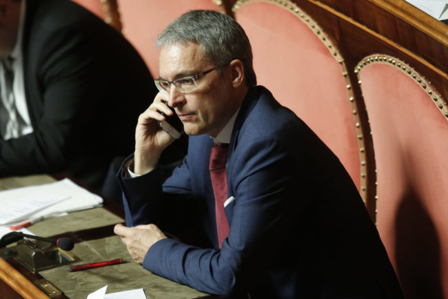 Mehr über den Artikel erfahren Politica. Decreto crescita sterile e inefficace, così Dieter Steger, e il Gruppo in Senato vota contro