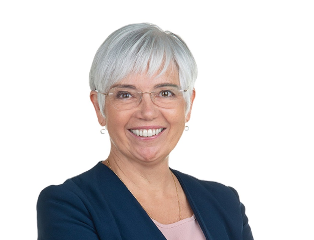 Mehr über den Artikel erfahren Bolzano. Maria Teresa Fortini, candidata sindaca M5S, per una vera partecipazione delle Donne