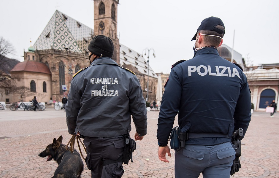 Scopri di più sull'articolo Intensa attività di polizia contro lo spaccio di droga a Bolzano