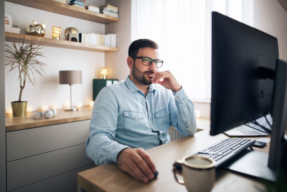 Scopri di più sull'articolo Lasciare alle parti sociali la regolamentazione dello smart working