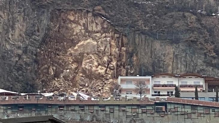 Mehr über den Artikel erfahren Bolzano. Approvato dal Consiglio comunale intervento di mitigazione pericolo caduta massi a Santa Maddalena