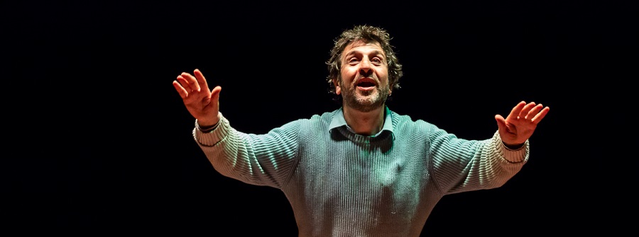 Scopri di più sull'articolo Doppio appuntamento con la tenerezza e la magia di “Mattia e il nonno” al Teatro Cuminetti di Trento