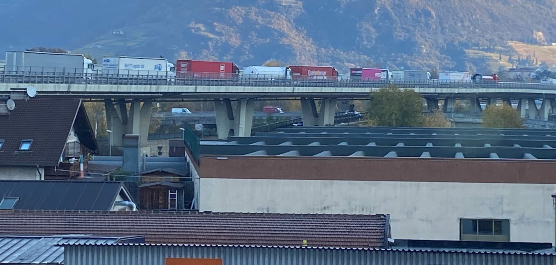 Mehr über den Artikel erfahren Autotrasporto, il riordino normativo favorisce l’ingresso di giovani autisti. Necessari percorsi formativi mirati
