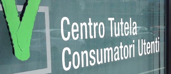 Mehr über den Artikel erfahren Dolomiti Superski nega i rimborsi agli sciatori, avviata azione giudiziale con il sostegno del CTCU
