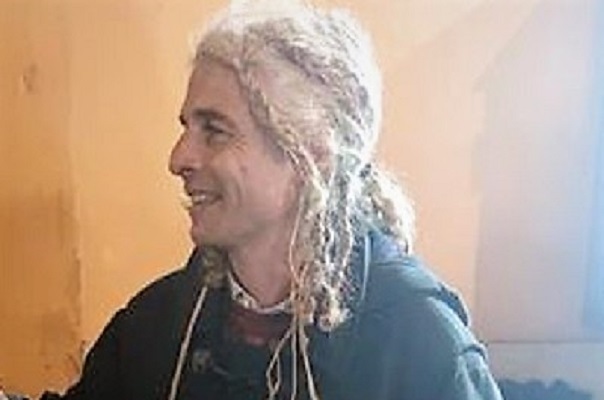 Scopri di più sull'articolo Davide Tutino, il professore sospeso: “Per questi gravi crimini auspico una Norimberga della non violenza”
