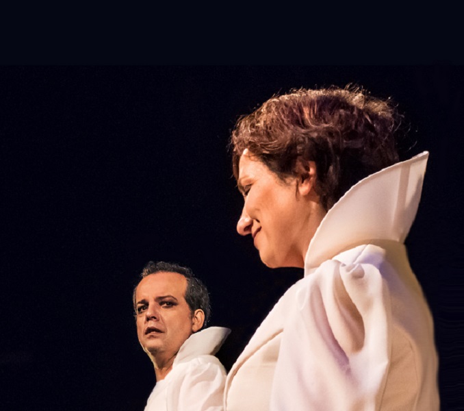 Mehr über den Artikel erfahren “Della Madre”, lo spettacolo concluderà le stagioni dello Stabile a Bressanone, Vipiteno, Brunico e Merano e la rassegna InScena al Teatro Cristallo di Bolzano