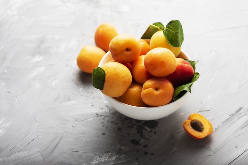 Scopri di più sull'articolo Lasa, ​”marmo e albicocche”