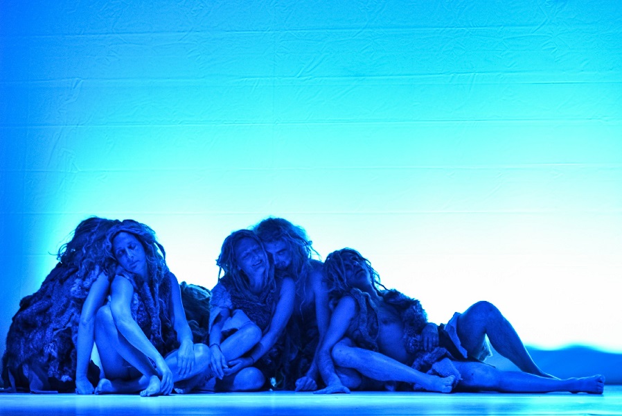 Scopri di più sull'articolo Al Teatro Sartori di Ala va in scena “Sapiens”, spettacolo di teatro ragazzi che indaga sulla Preistoria