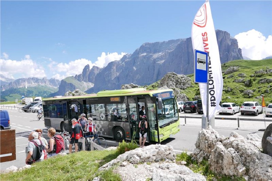 Scopri di più sull'articolo Passi dolomitici, accordo per il contingentamento già in estate