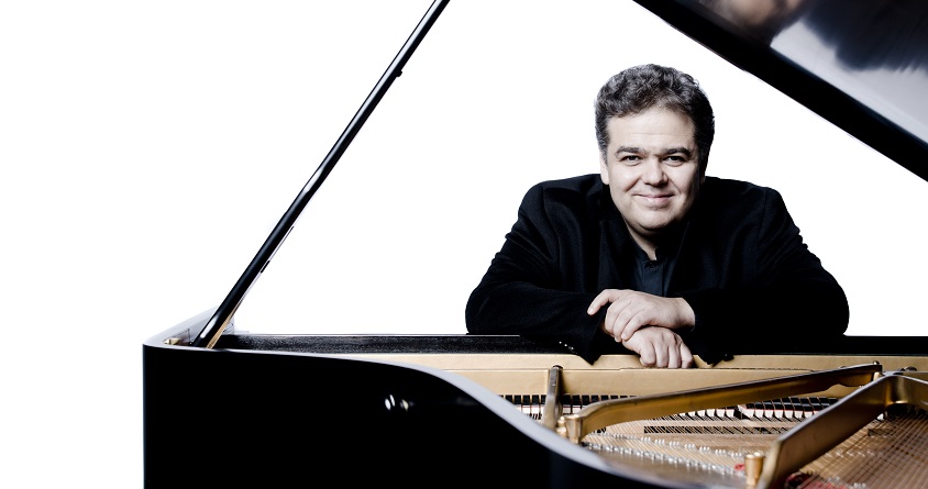 Scopri di più sull'articolo Arcadi Volodos approda a Bolzano con un recital dedicato alle più intense pagine della letteratura musicale romantica