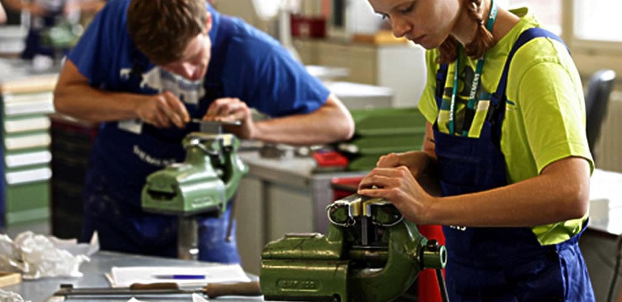 Scopri di più sull'articolo Apprendistato e aziende, CNA plaude alla decisione di premiare chi investe nella formazione