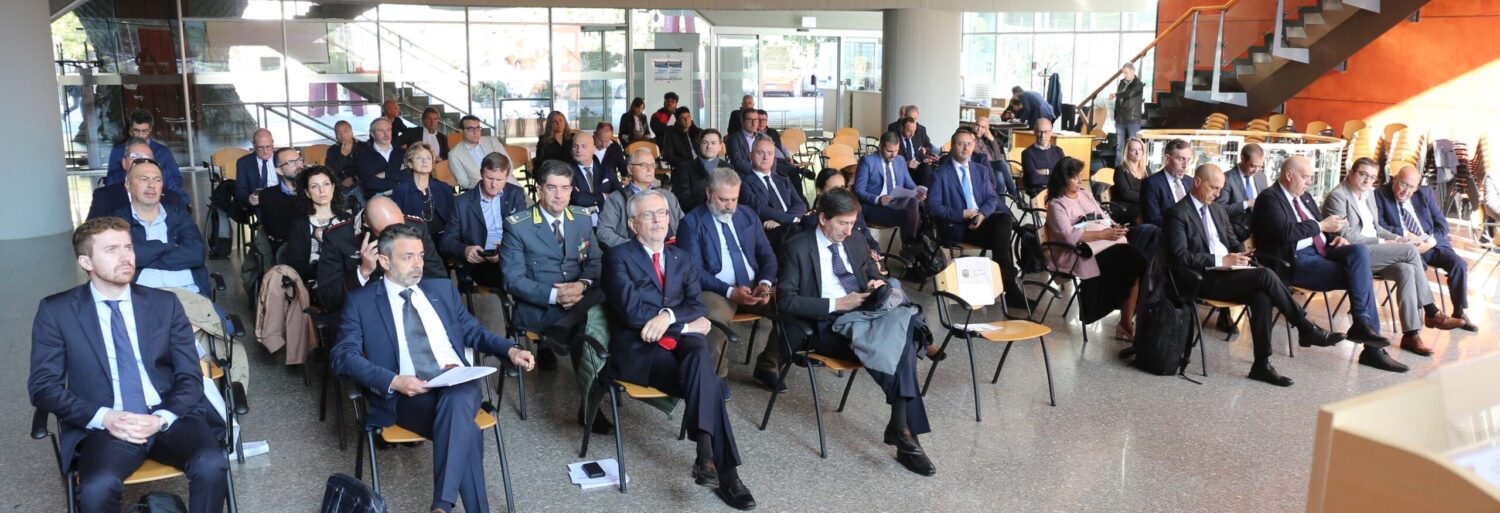 Scopri di più sull'articolo Libro Bianco sulle priorità infrastrutturali del Trentino Alto Adige consegnato alla Giunta regionale