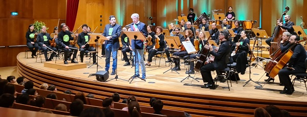 Mehr über den Artikel erfahren Pierino e il Lupo raccontata ai bambini dall’Orchestra Haydn e dal sindaco Renzo Caramaschi