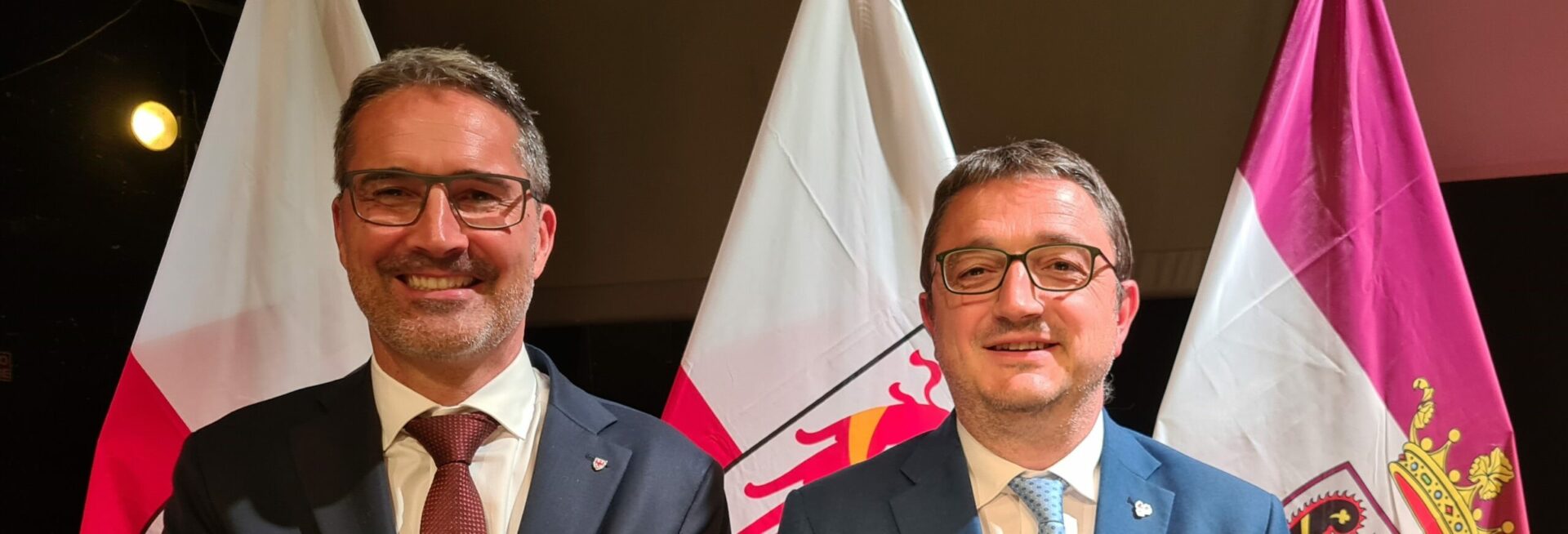 Mehr über den Artikel erfahren Trentino Alto Adige Südtirol, sì alla istituzionalizzazione della conferenza delle Regioni e Province autonome