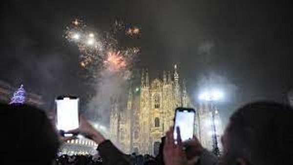 Mehr über den Artikel erfahren Aumenta il tragico bilancio dei feriti da botti e petardi la notte scorsa