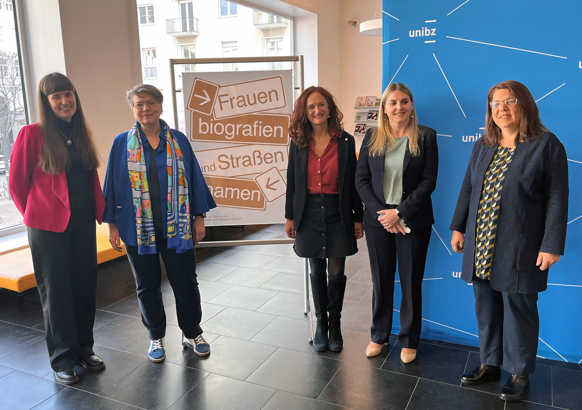 Scopri di più sull'articolo #Weltfrauentag: „Frauenbiografien und Straßennamen“ vorgestellt