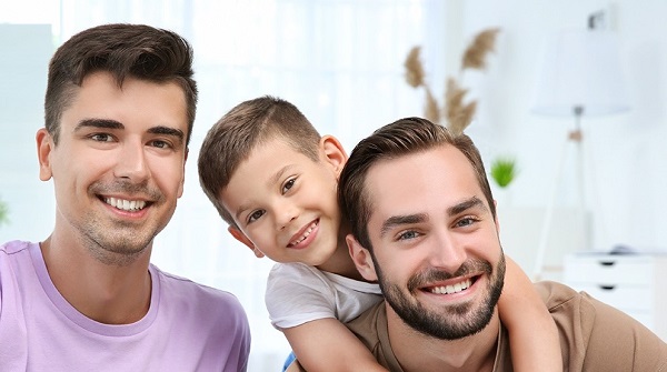 Scopri di più sull'articolo Bambin* e adolescenti di coppie omogenitoriali non vanno privati dei loro diritti civili