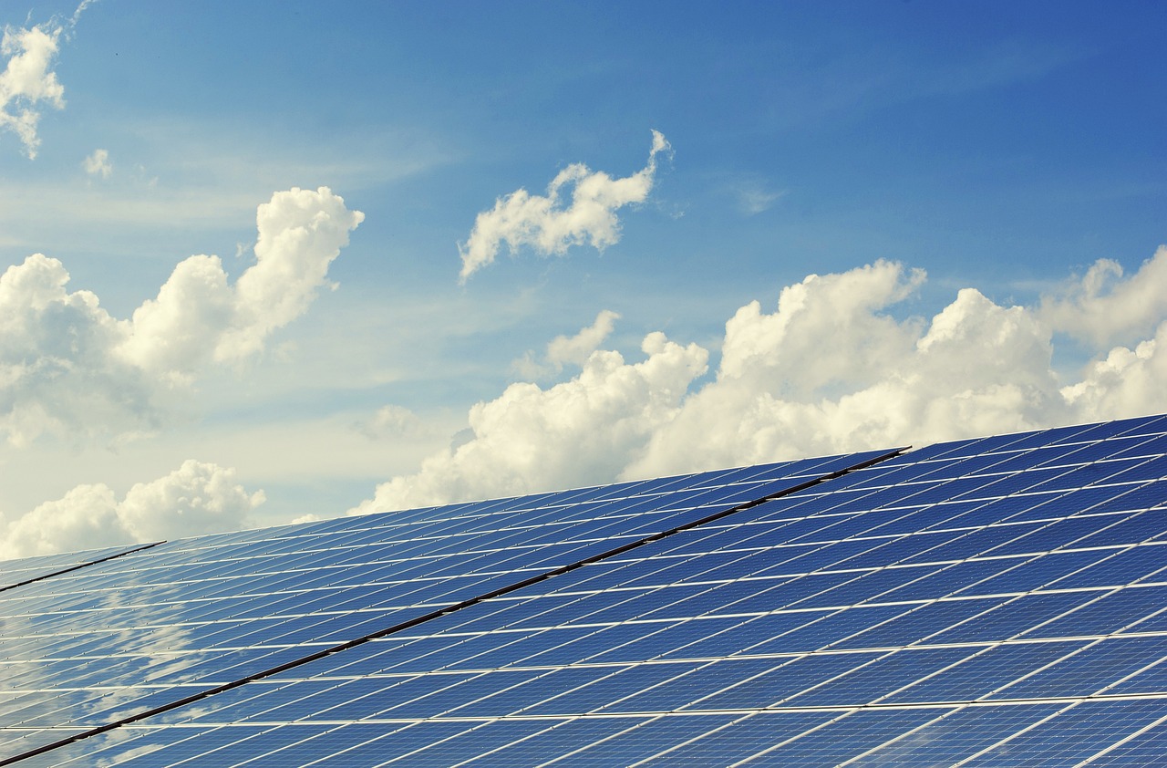 Scopri di più sull'articolo Opportunità e lacune del decreto sul potenziamento del fotovoltaico