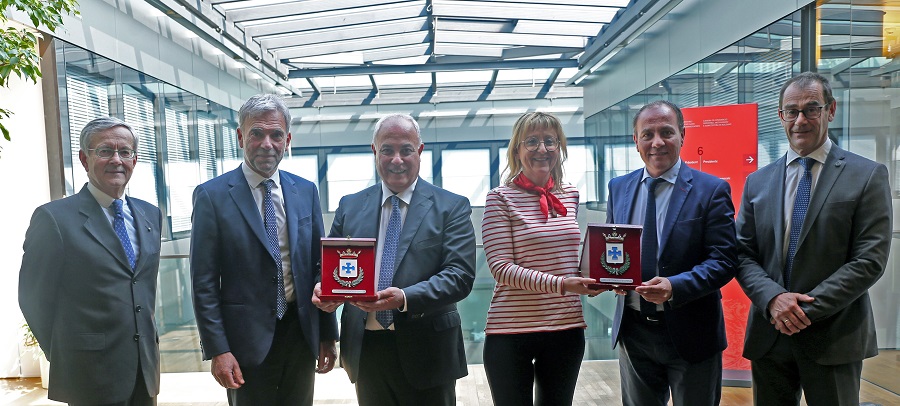 Mehr über den Artikel erfahren Camere di commercio di Cosenza e Bolzano incontrano la Provincia autonoma di Bolzano
