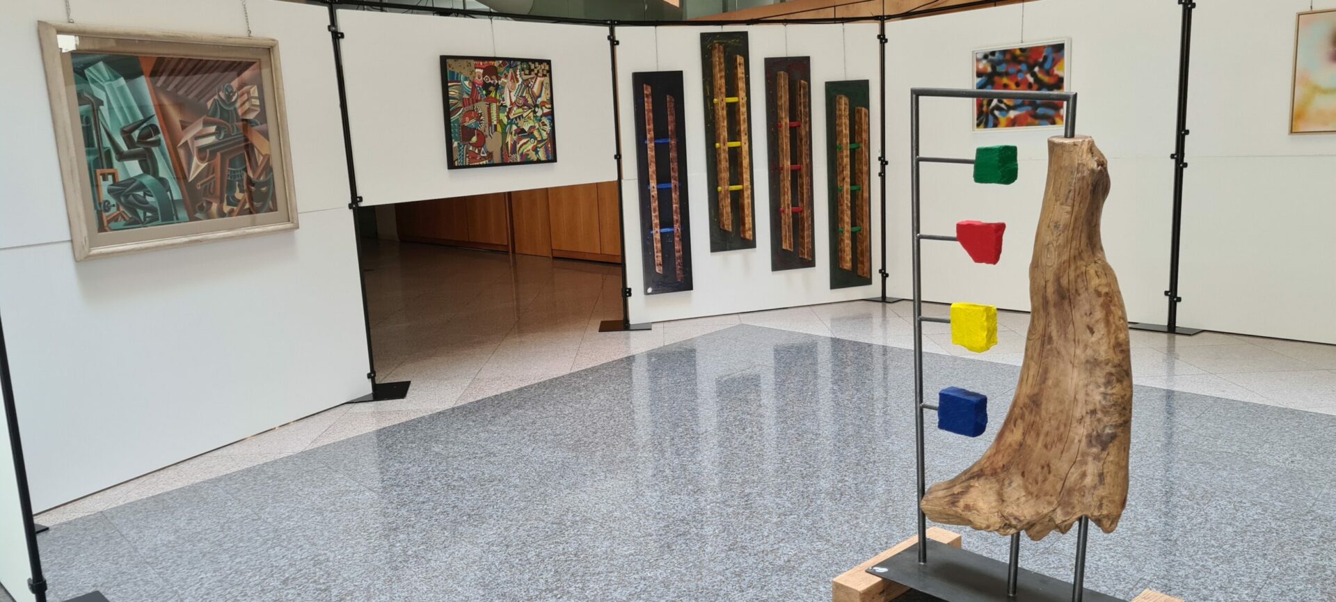 Scopri di più sull'articolo Trento. Inaugurata la mostra “Colori”, dal contemporaneo al futuro”