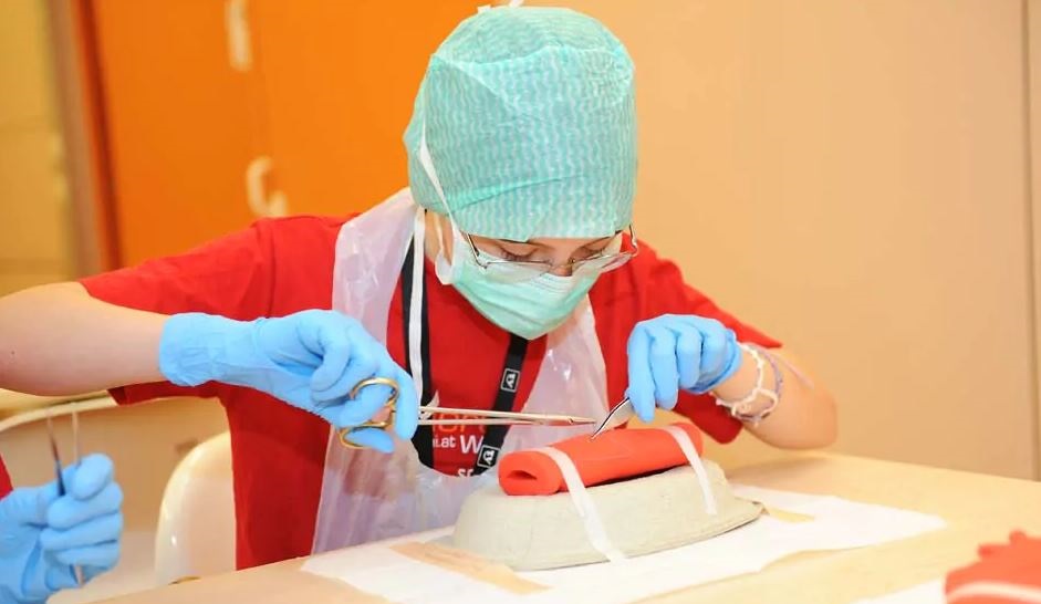 Scopri di più sull'articolo Klima und Gesundheit, Kinderuni Medizin an der MedUni Wien gestartet