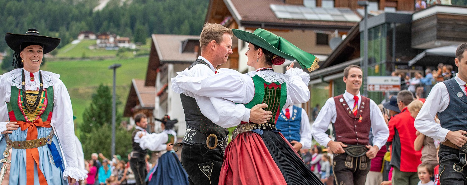 Scopri di più sull'articolo Agosto in Val Gardena tra arte e tradizioni