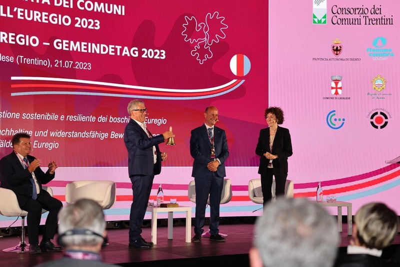 Scopri di più sull'articolo Euregio-Rat der Gemeinden, Vorsitz geht nach Südtirol