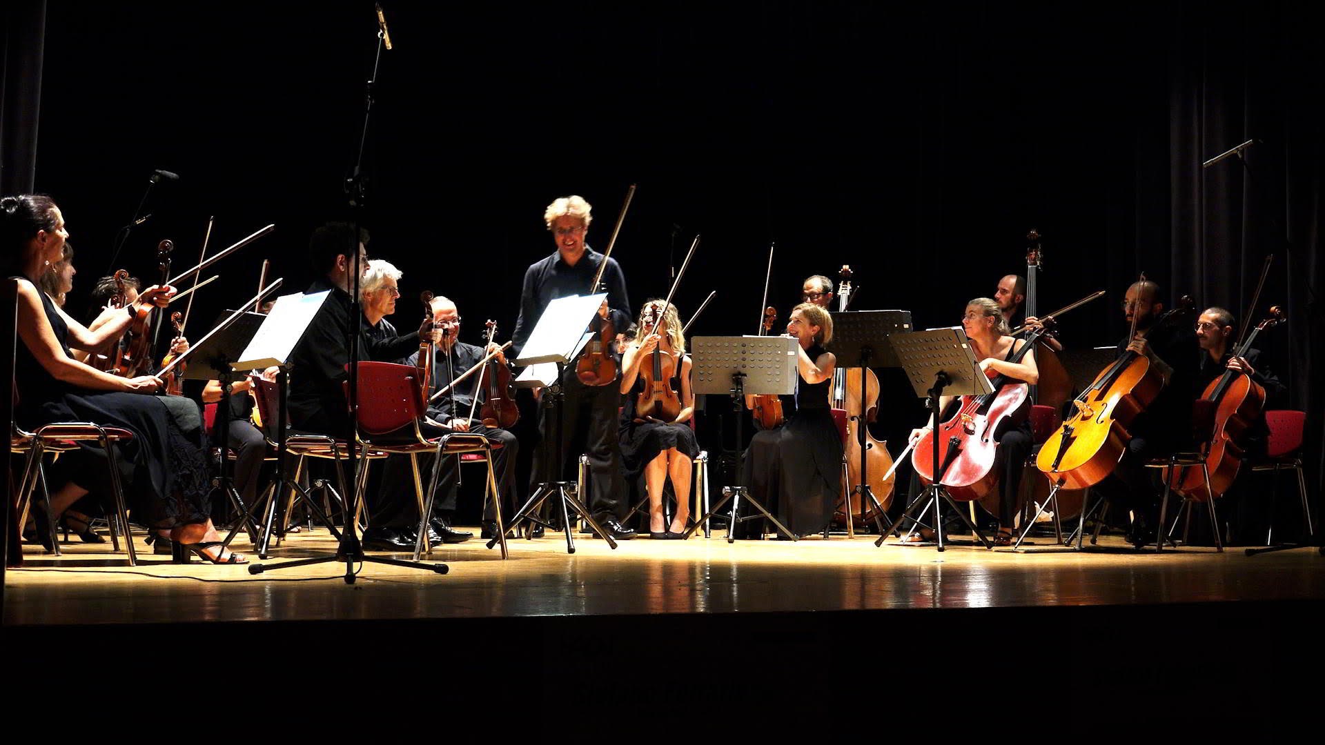 Scopri di più sull'articolo VALLARSA, Teatro Comunale di S. Anna. PIENO SUCCESSO PER L’ORCHESTRA HAYDN