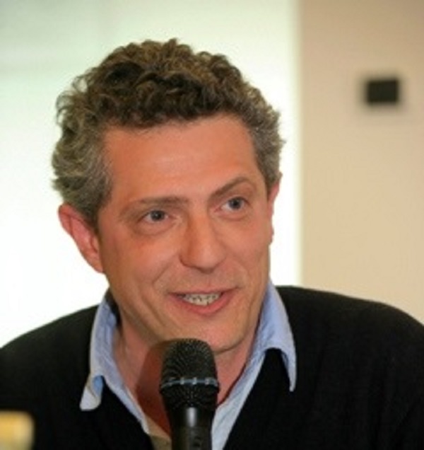 Scopri di più sull'articolo Cosa c’è dietro la “internazionalizzazione” dell’Università italiana: la voce critica del professor Luca Marini