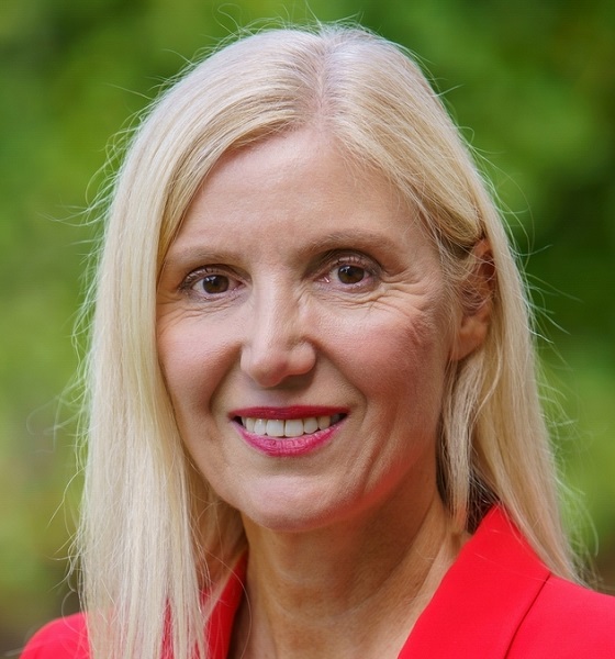 Scopri di più sull'articolo Elezioni provinciali, Renate Holzeisen guida la lista “Vita” per una corretta informazione al servizio della Comunità