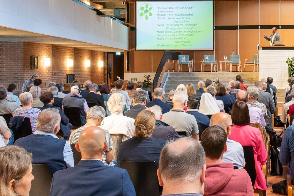 Scopri di più sull'articolo “Sulla Tua parola…ascoltare”, convegno pastorale 2023
